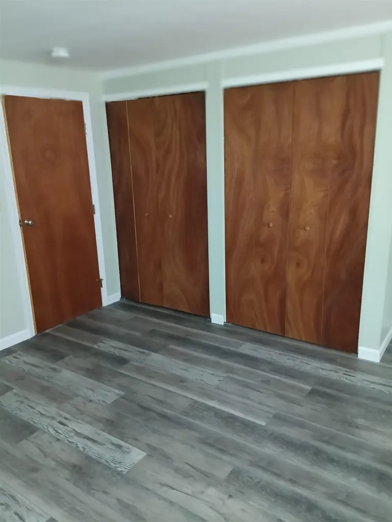 39 Brookside Drive Brattleboro VT 05301