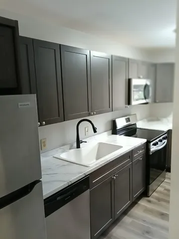 39 Brookside Drive Brattleboro VT 05301