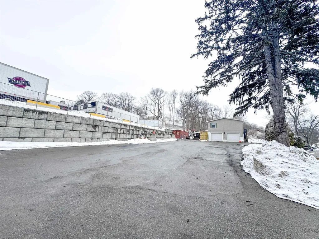 25 Popes Lane Danvers MA 01923