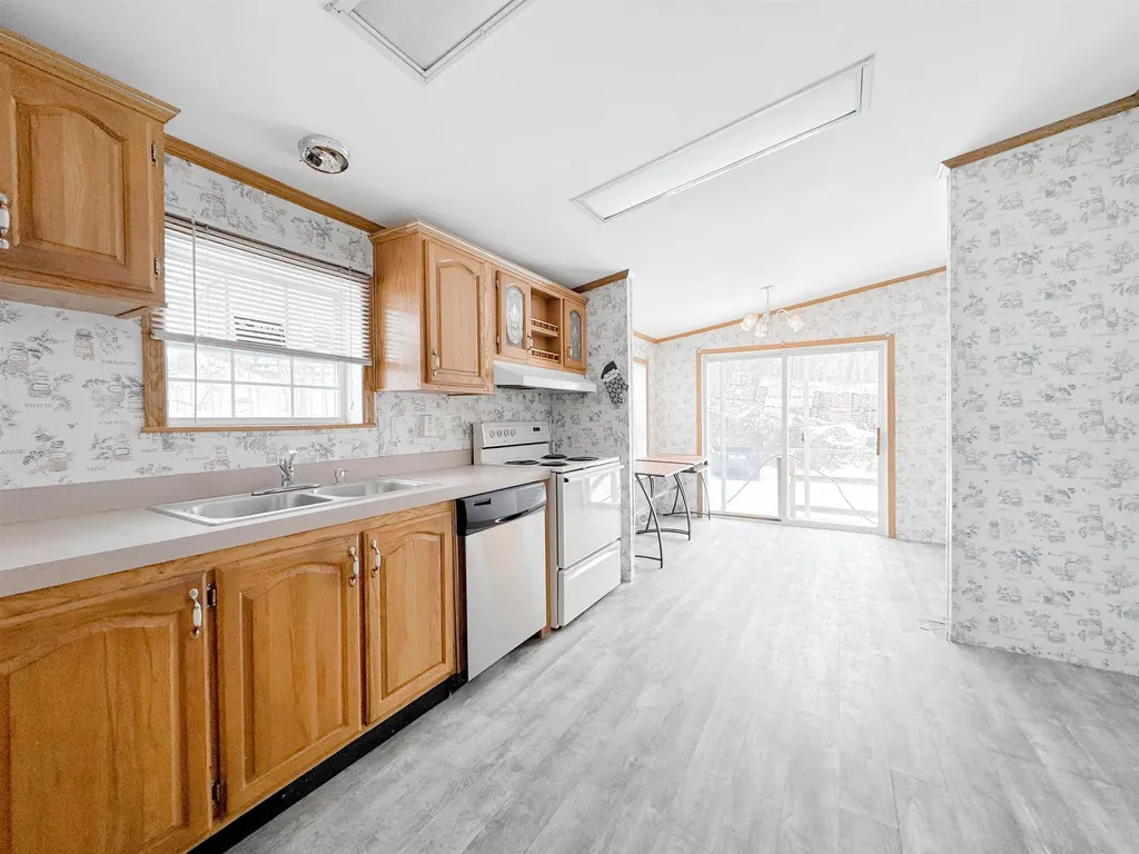25 Popes Lane Danvers MA 01923