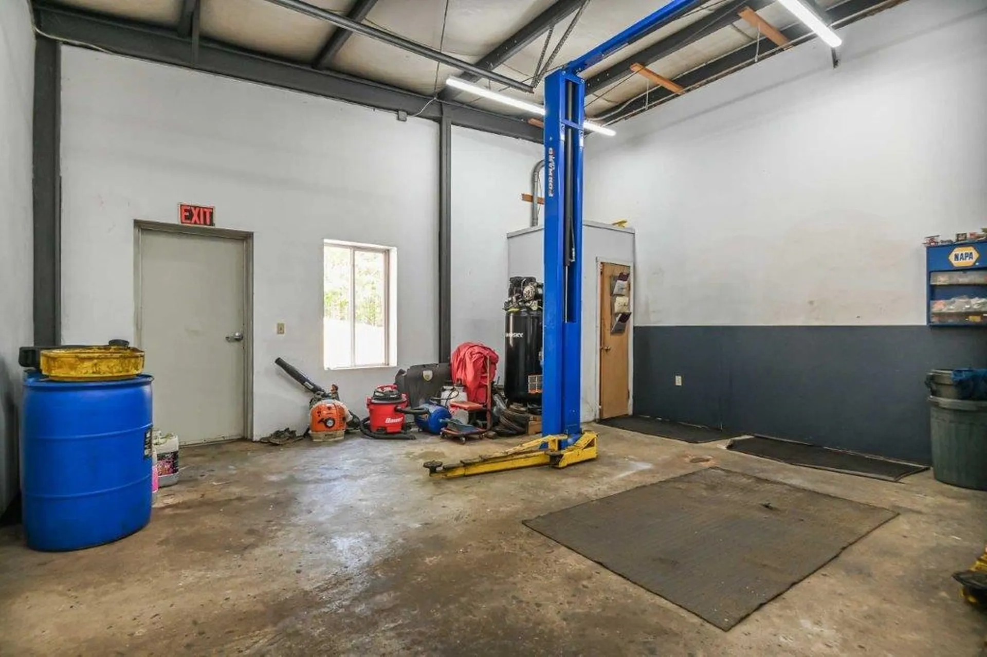 1100 Us Route 1 York ME 03909