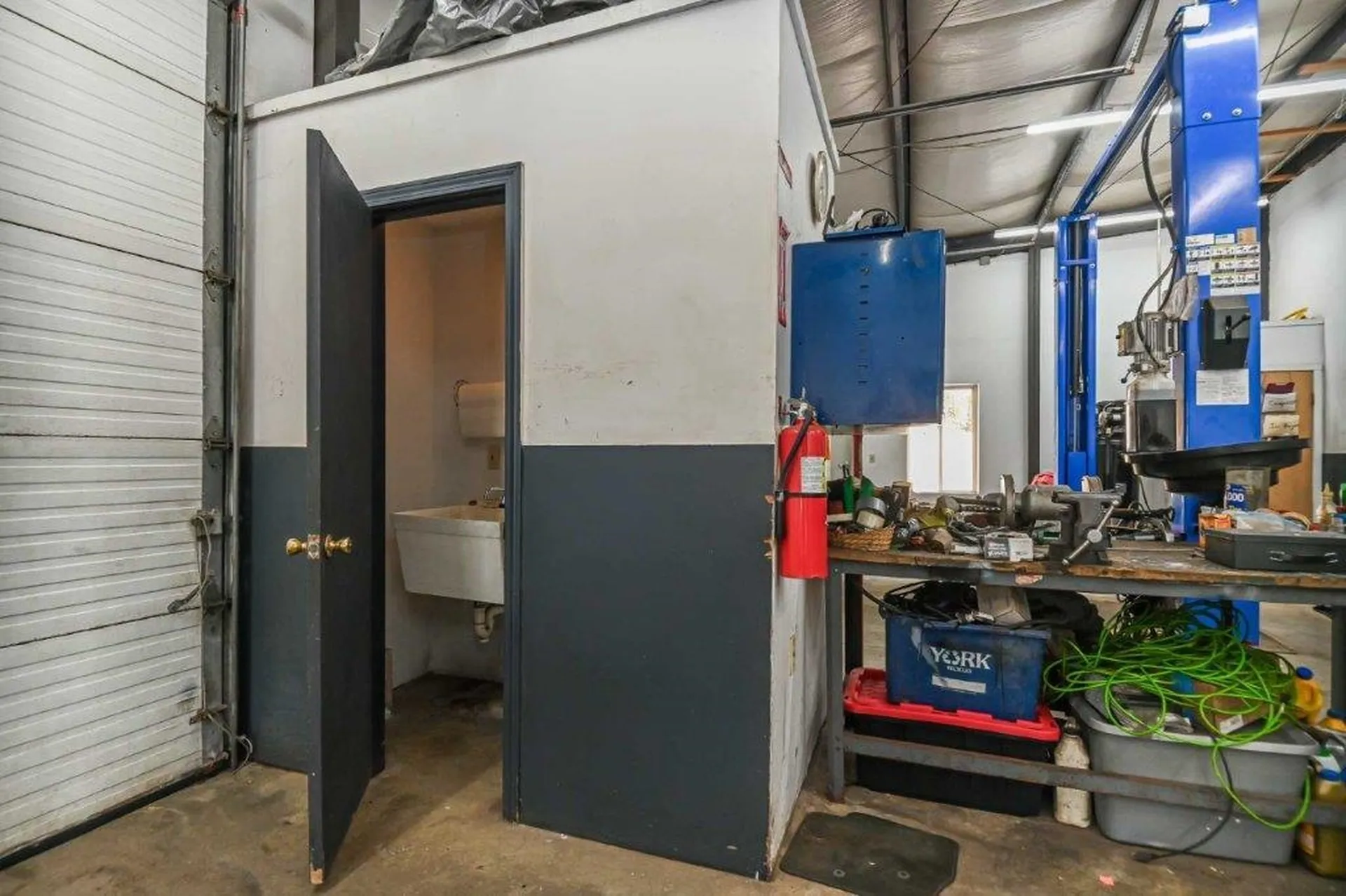 1100 Us Route 1 York ME 03909