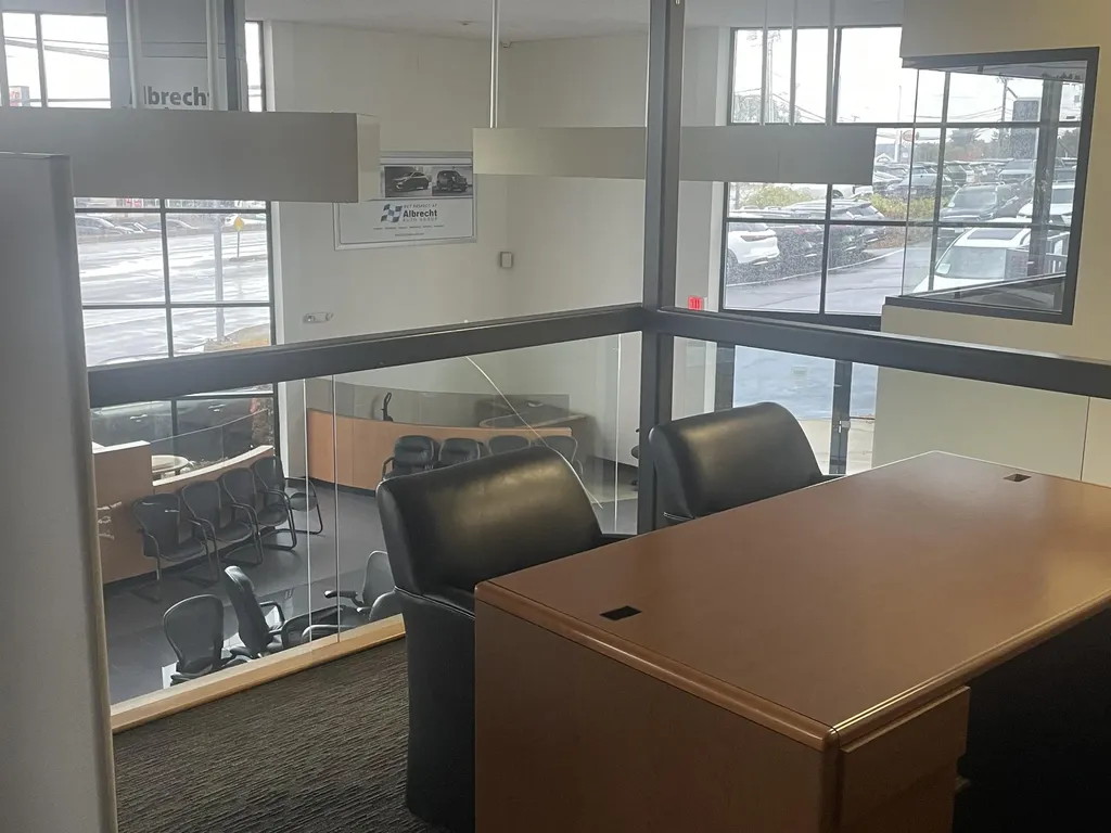 105 Daniel Webster Highway Nashua NH 03060