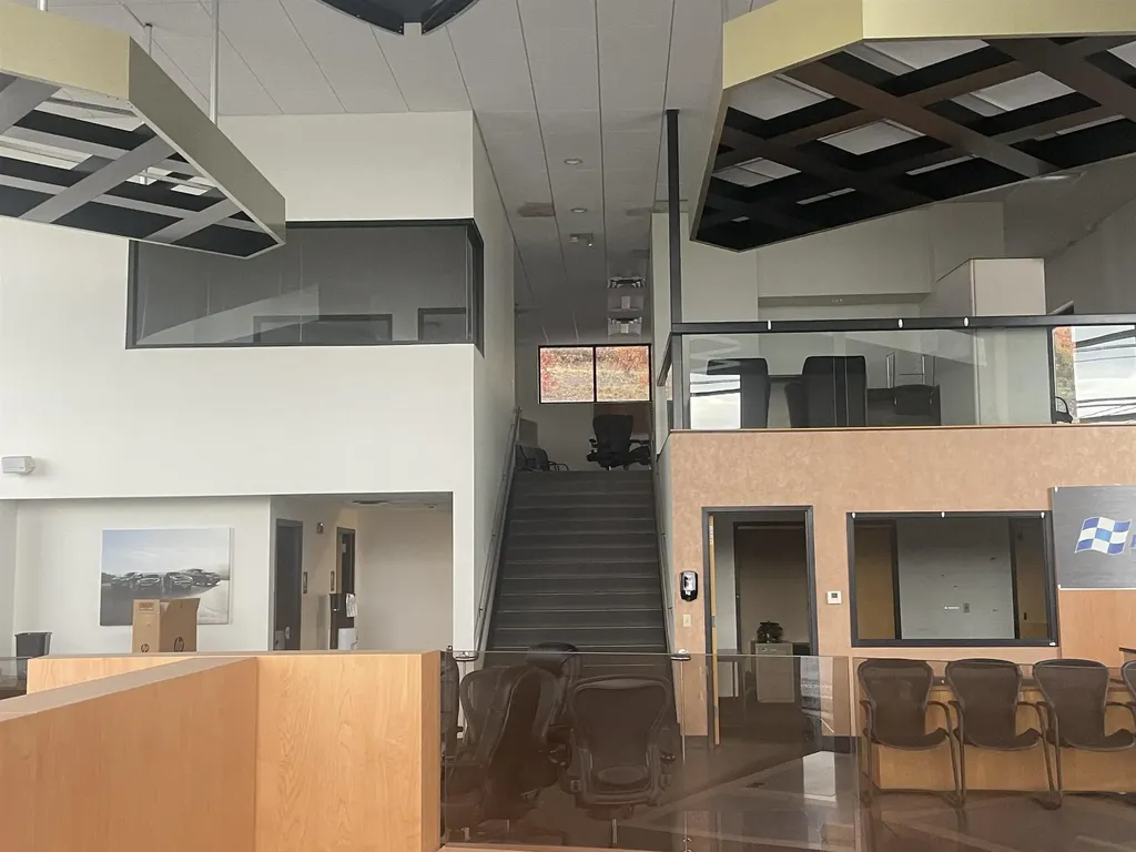 105 Daniel Webster Highway Nashua NH 03060