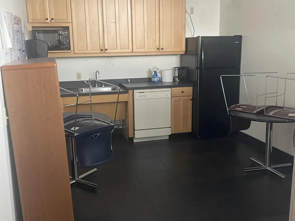 105 Daniel Webster Highway Nashua NH 03060