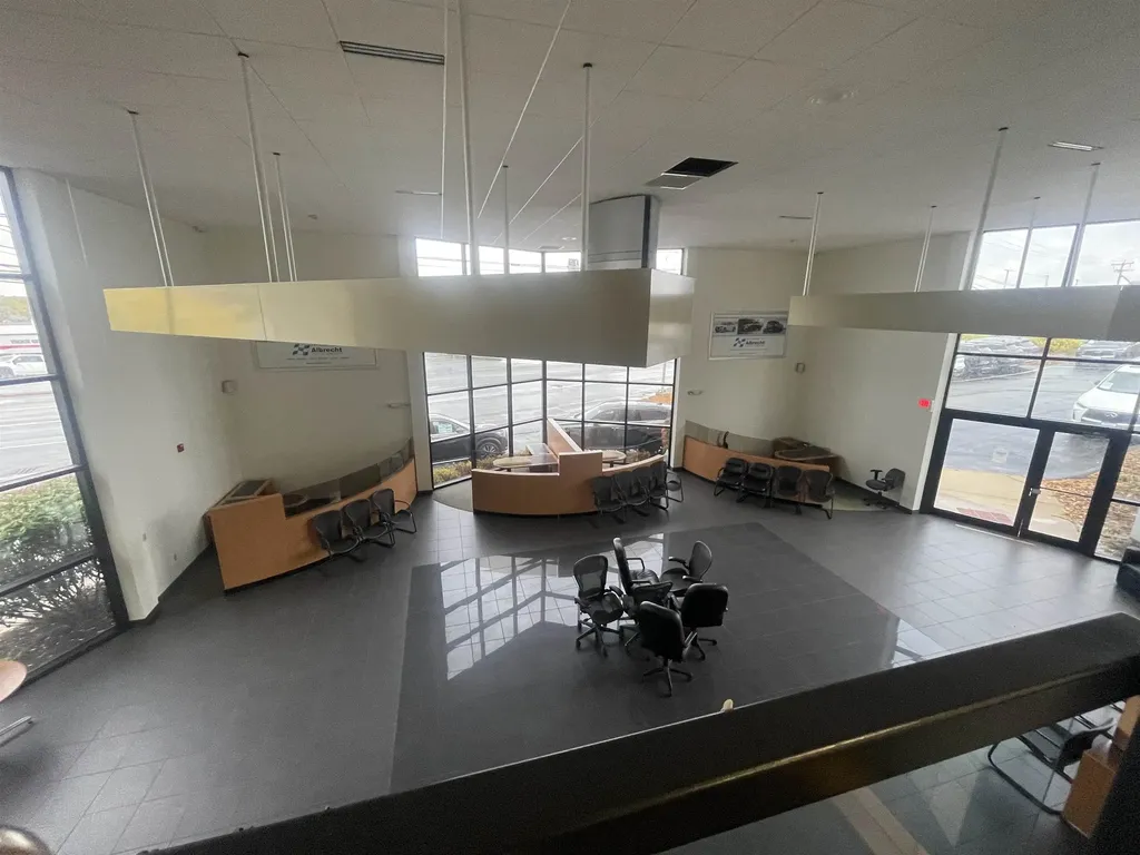 105 Daniel Webster Highway Nashua NH 03060