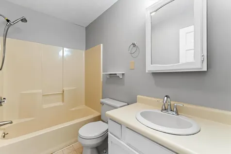 18 Brookfield Drive Rochester NH 03867