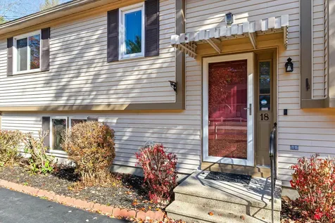 18 Brookfield Drive Rochester NH 03867