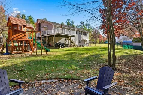 22 Cardinal Lane Litchfield NH 03052