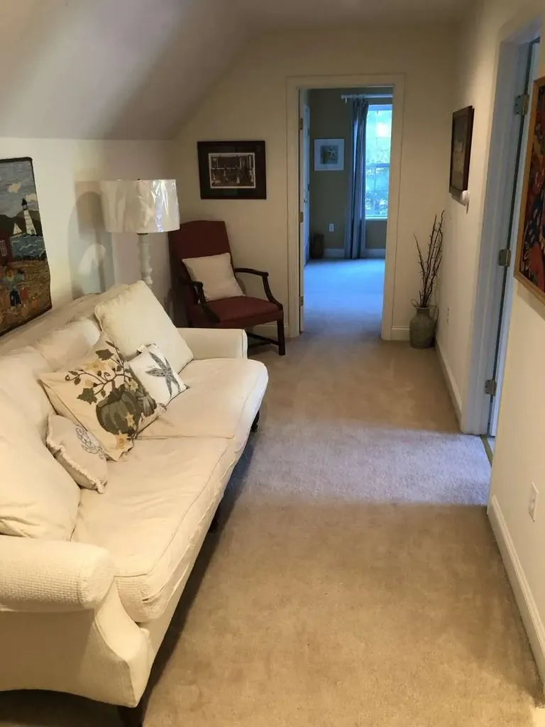 15 Bootland Farm Road Newton NH 03858