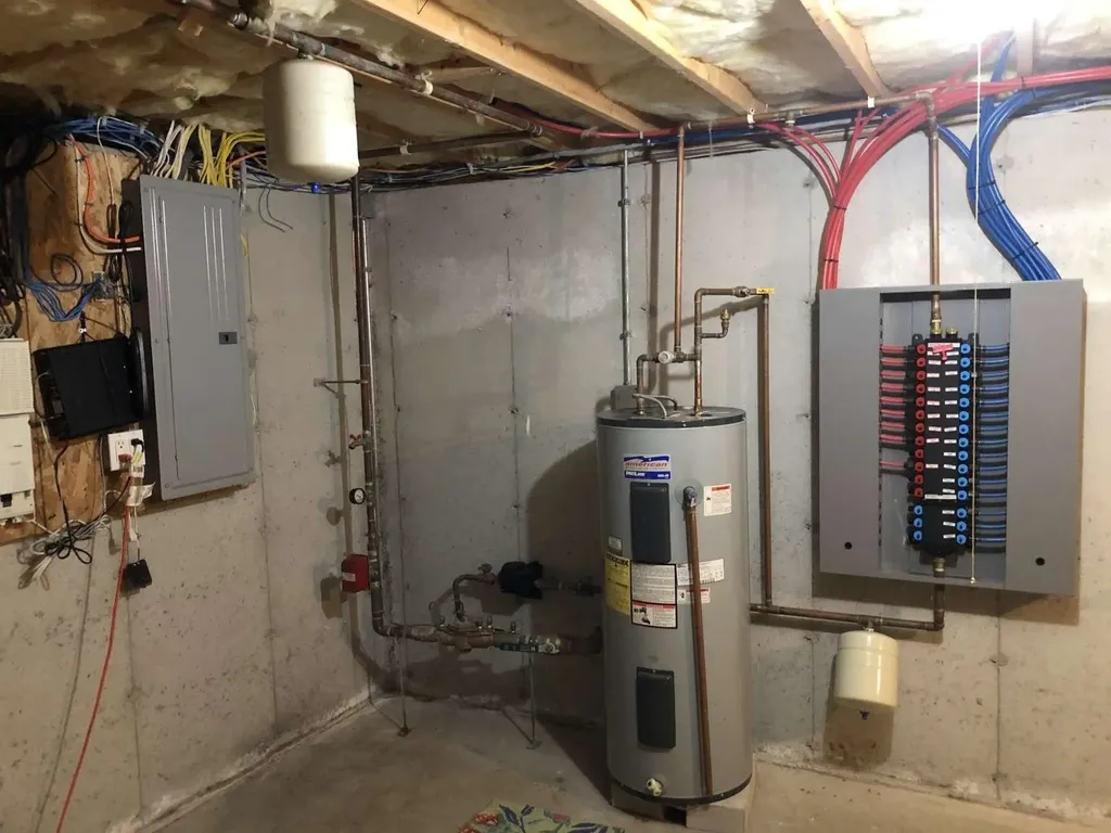 15 Bootland Farm Road Newton NH 03858