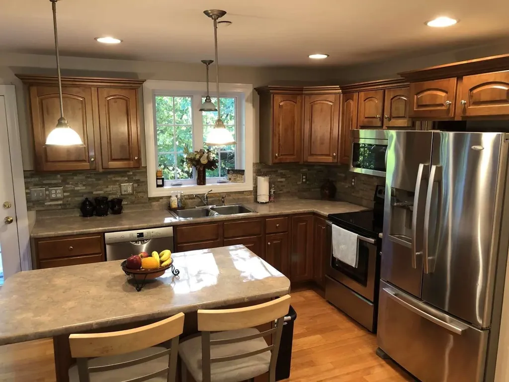 15 Bootland Farm Road Newton NH 03858