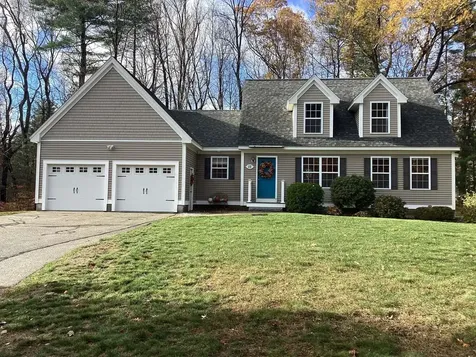 15 Bootland Farm Road Newton NH 03858