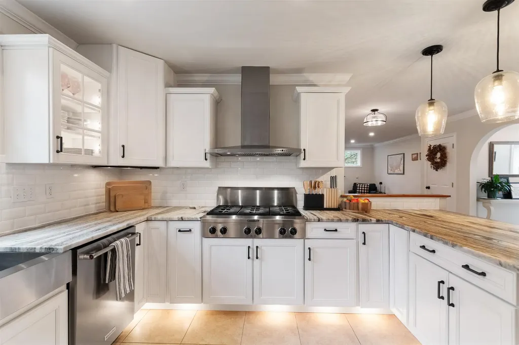 144 Hillcrest Lane Williston VT 05495