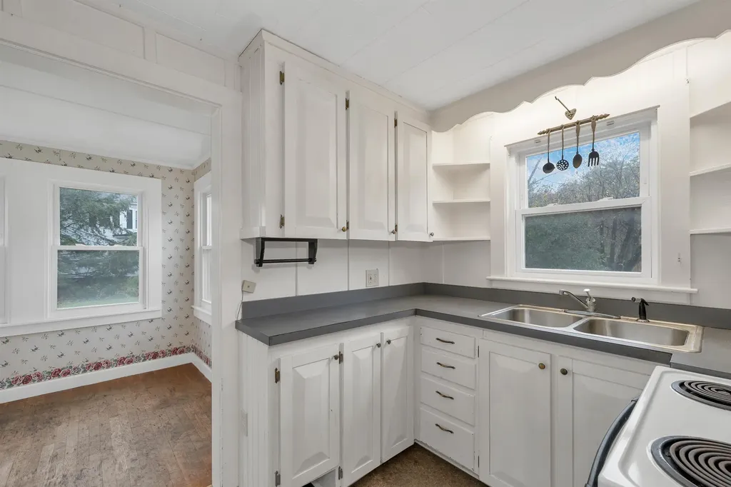 317 Nh Route 25 Warren NH 03279