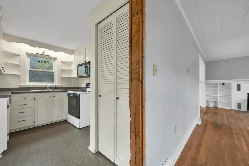 317 Nh Route 25 Warren NH 03279