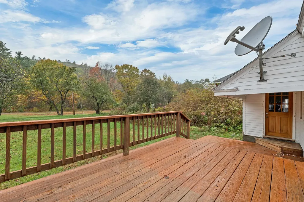 317 Nh Route 25 Warren NH 03279