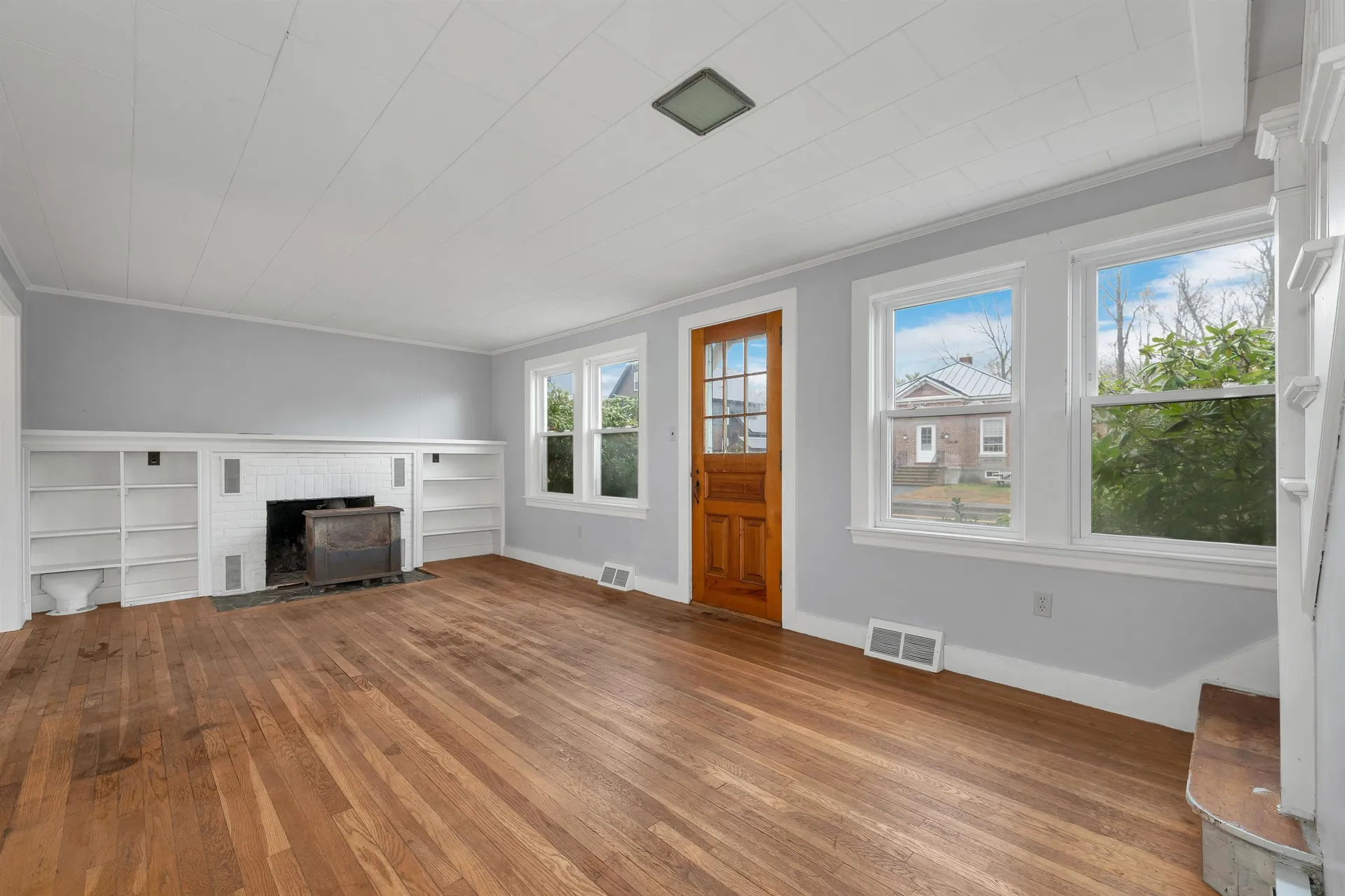 317 Nh Route 25 Warren NH 03279