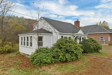 317 Nh Route 25 Warren NH 03279