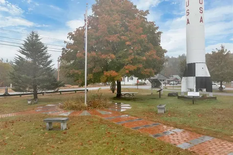 317 Nh Route 25 Warren NH 03279