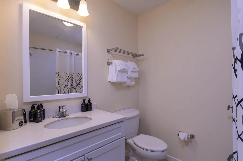 254/256 Qtr. I Jackson Gore Inn Ludlow VT 05149