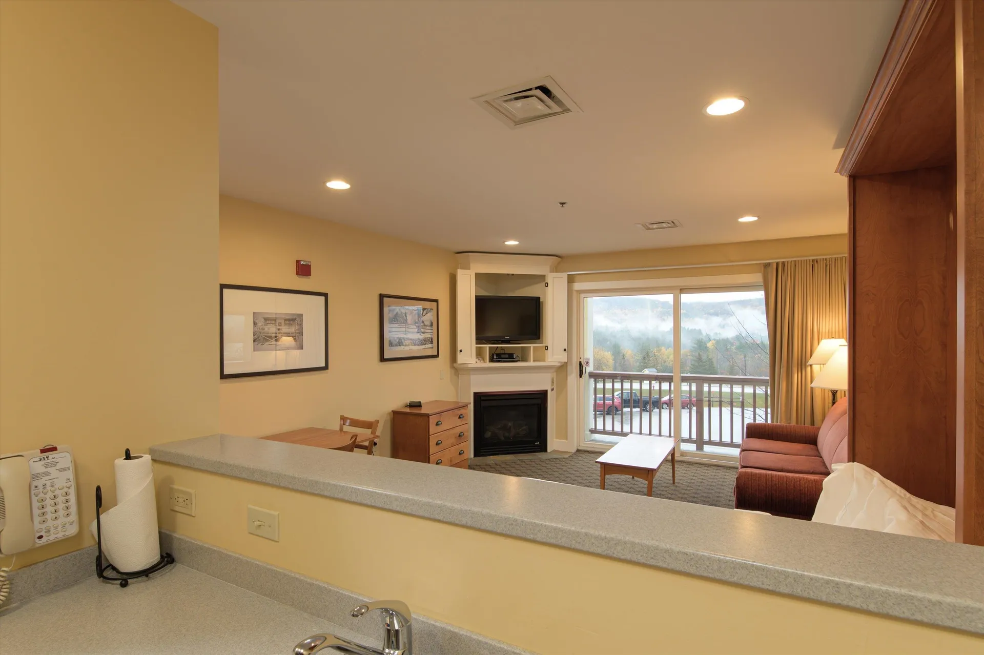 254/256 Qtr. I Jackson Gore Inn Ludlow VT 05149