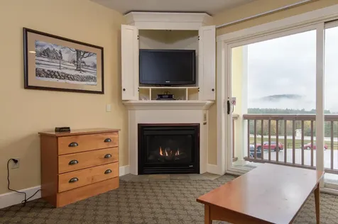 254/256 Qtr. I Jackson Gore Inn Ludlow VT 05149