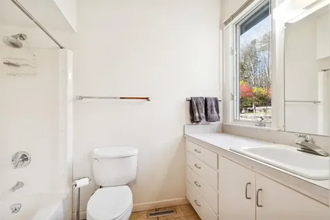 33 Mountain Avenue Woodstock VT 05091