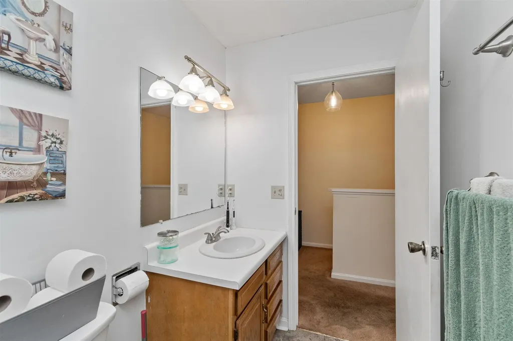 2 Greenfield Road Extension Essex VT 05452