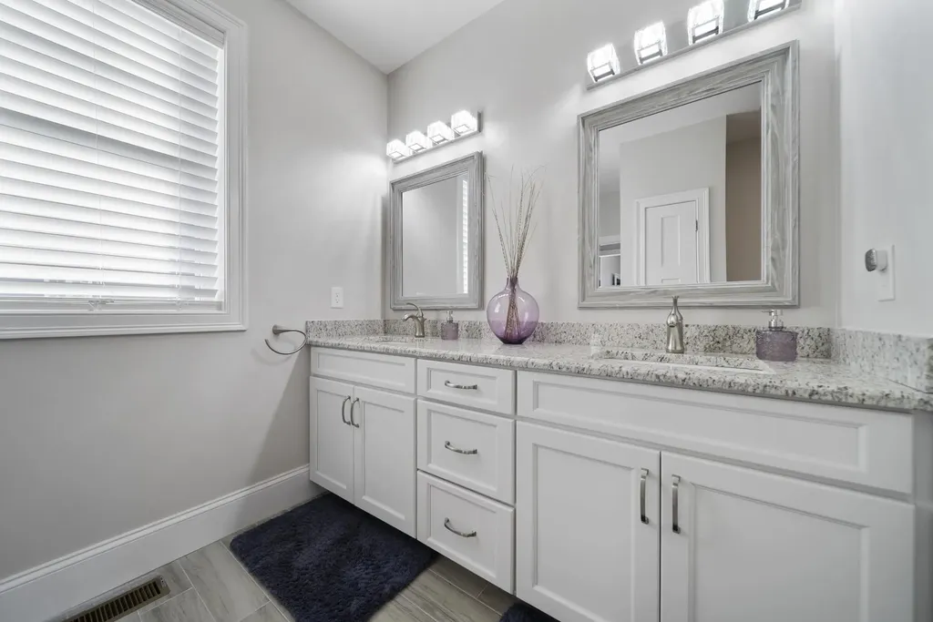 50 Blackstone Drive Raymond NH 03077