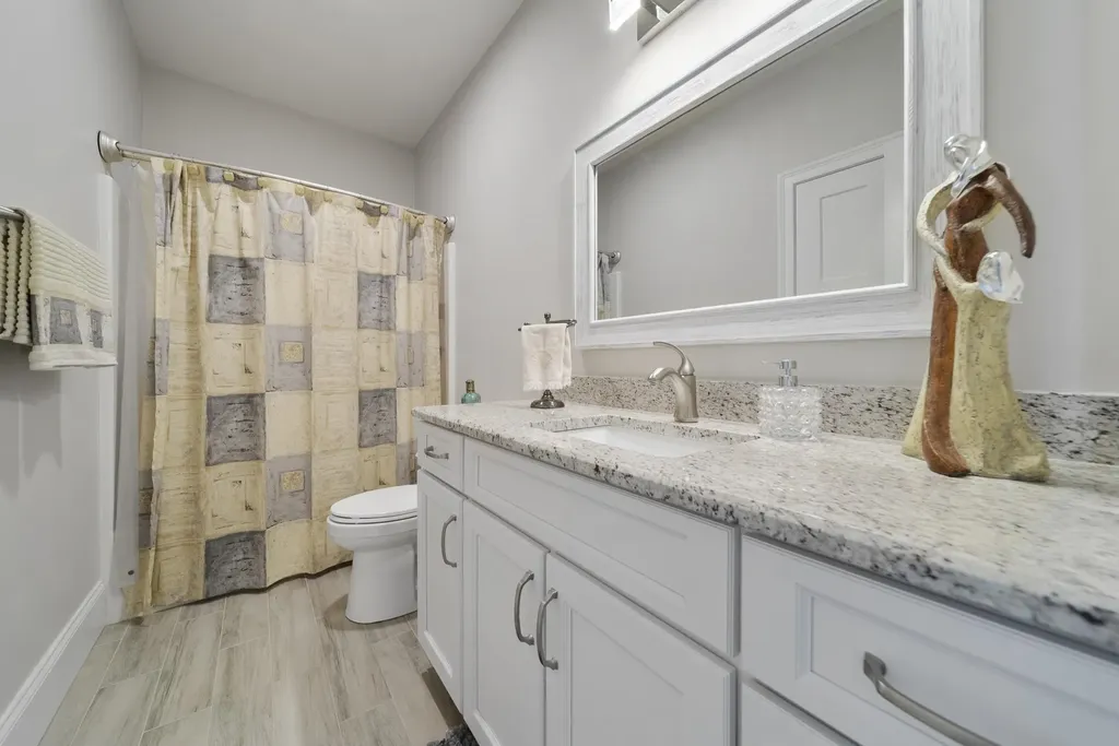 50 Blackstone Drive Raymond NH 03077