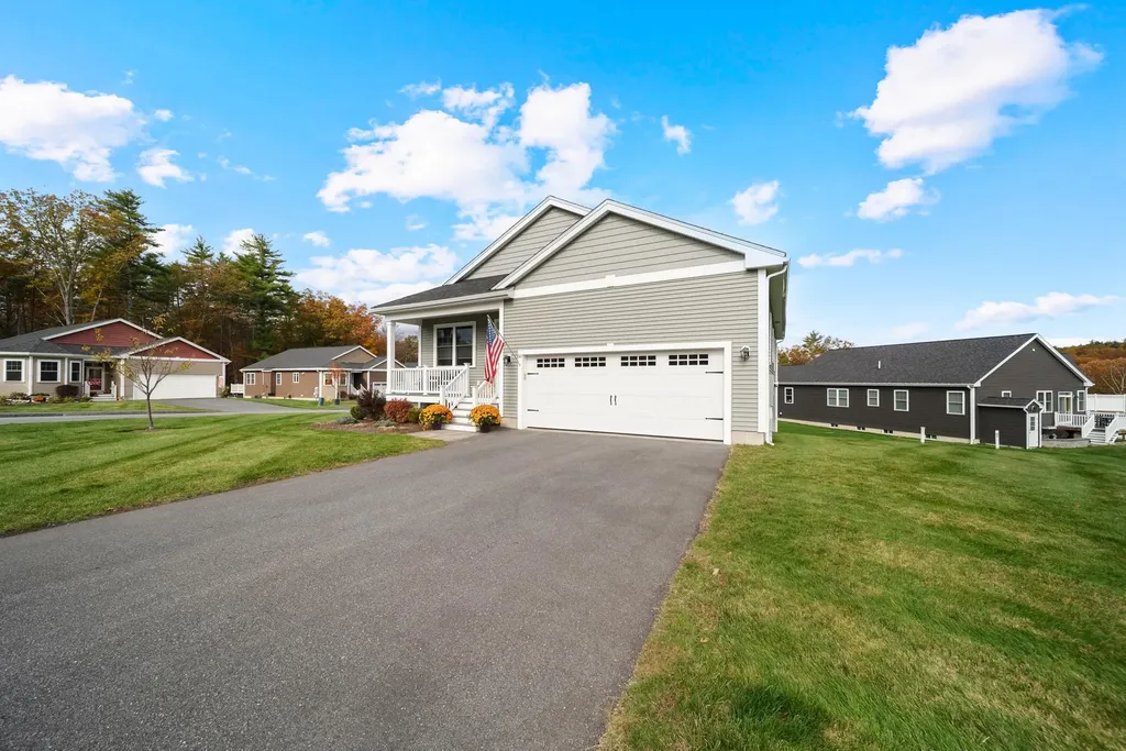 50 Blackstone Drive Raymond NH 03077