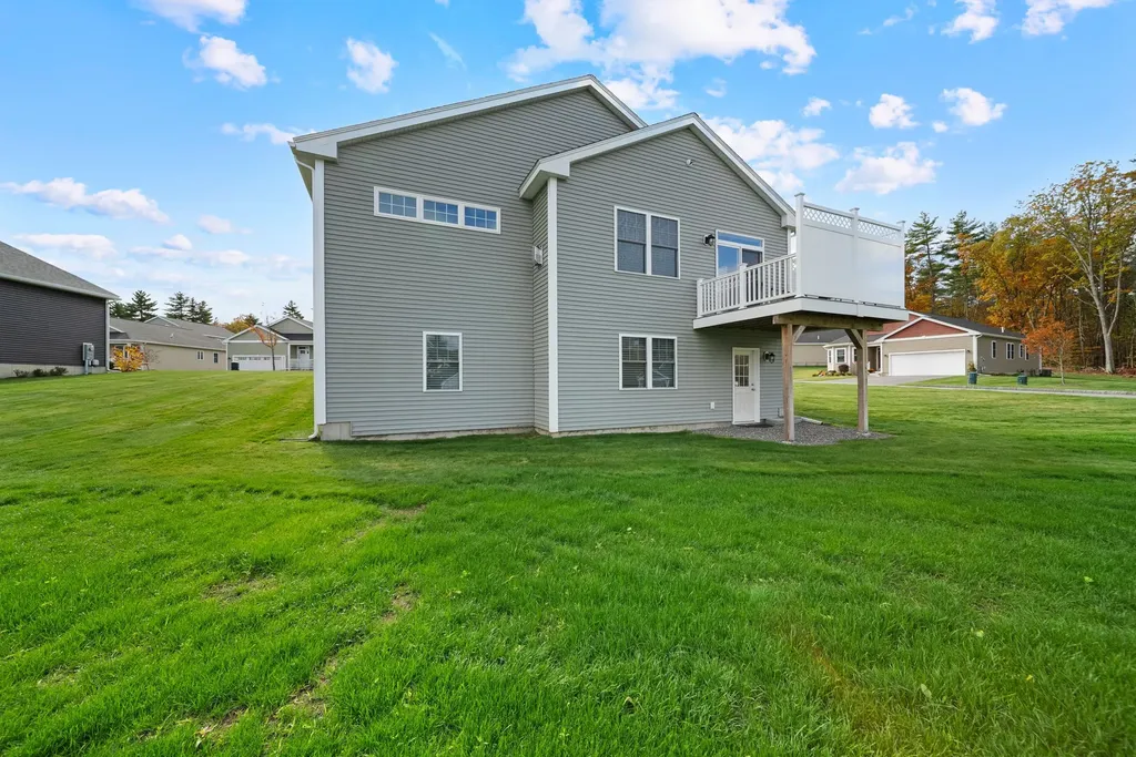 50 Blackstone Drive Raymond NH 03077