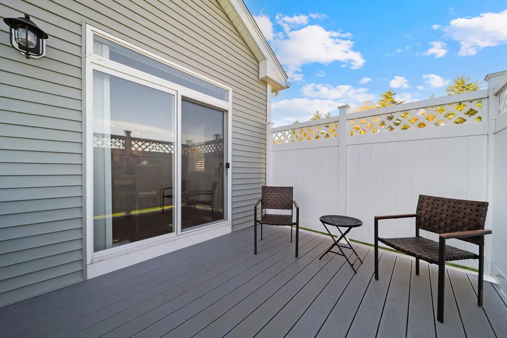 50 Blackstone Drive Raymond NH 03077