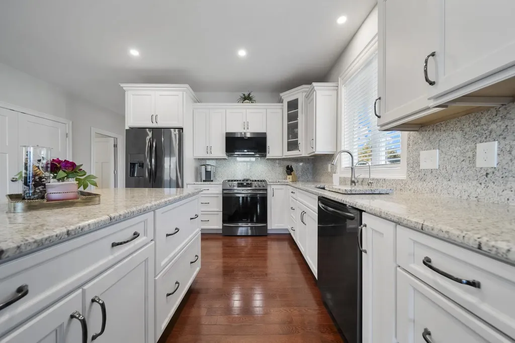 50 Blackstone Drive Raymond NH 03077