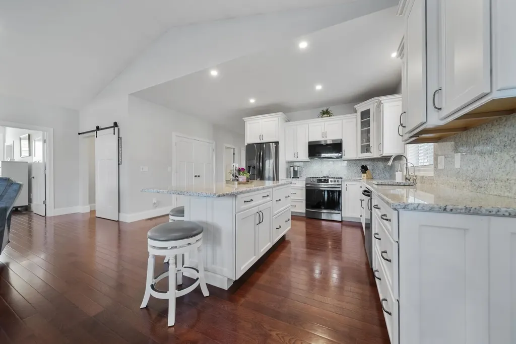 50 Blackstone Drive Raymond NH 03077