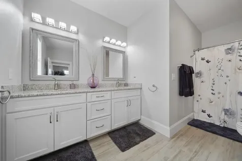 50 Blackstone Drive Raymond NH 03077