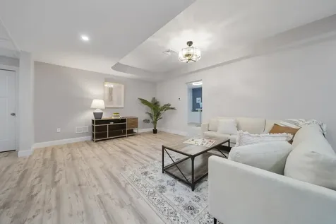 50 Blackstone Drive Raymond NH 03077