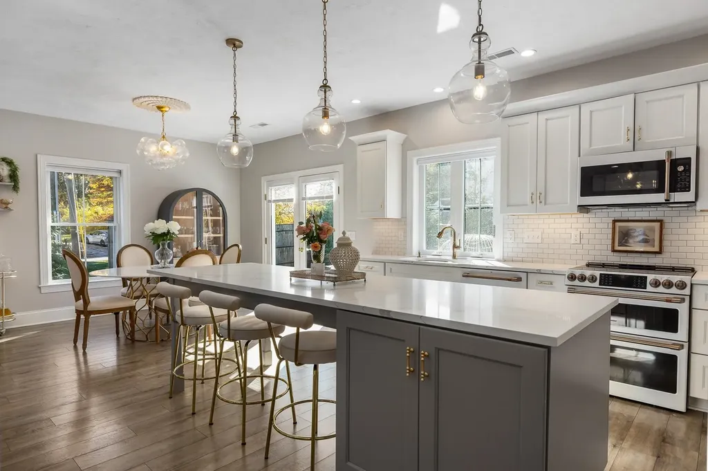 25 Mangrove Street Portsmouth NH 03801