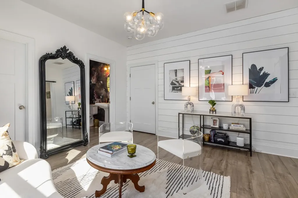 25 Mangrove Street Portsmouth NH 03801