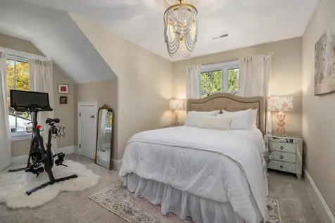 25 Mangrove Street Portsmouth NH 03801