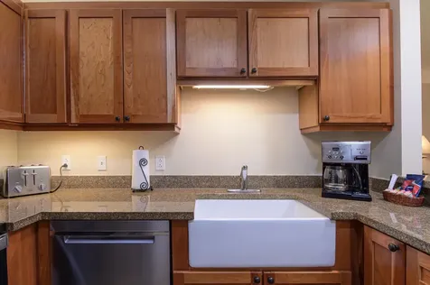 617/619 Qtr. I Adams House Ludlow VT 05149