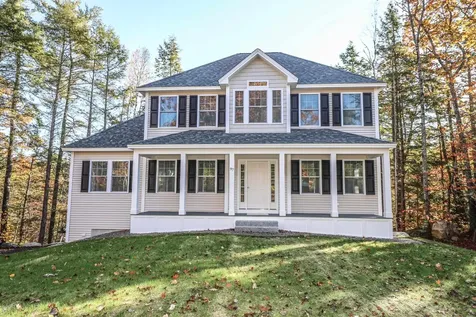97 Tate Road Gilford NH 03249