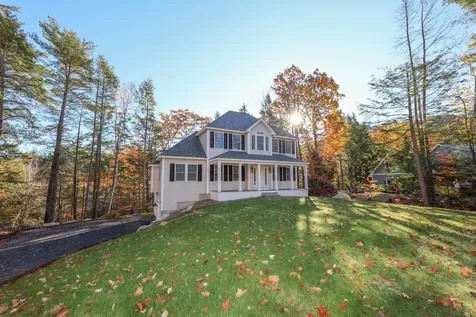 97 Tate Road Gilford NH 03249