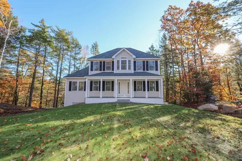 97 Tate Road Gilford NH 03249