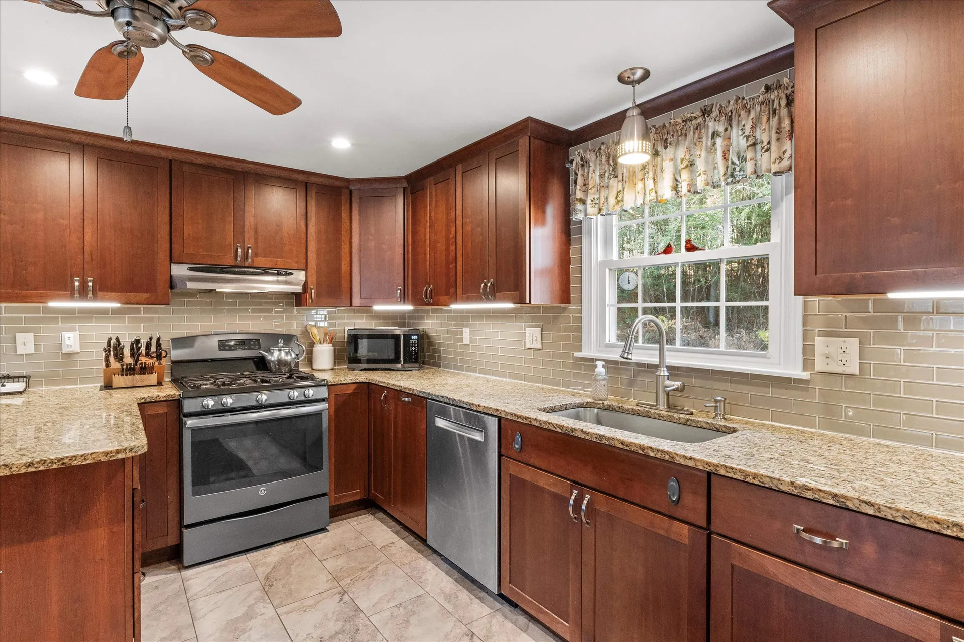 24 Deerwood Drive Amherst NH 03031