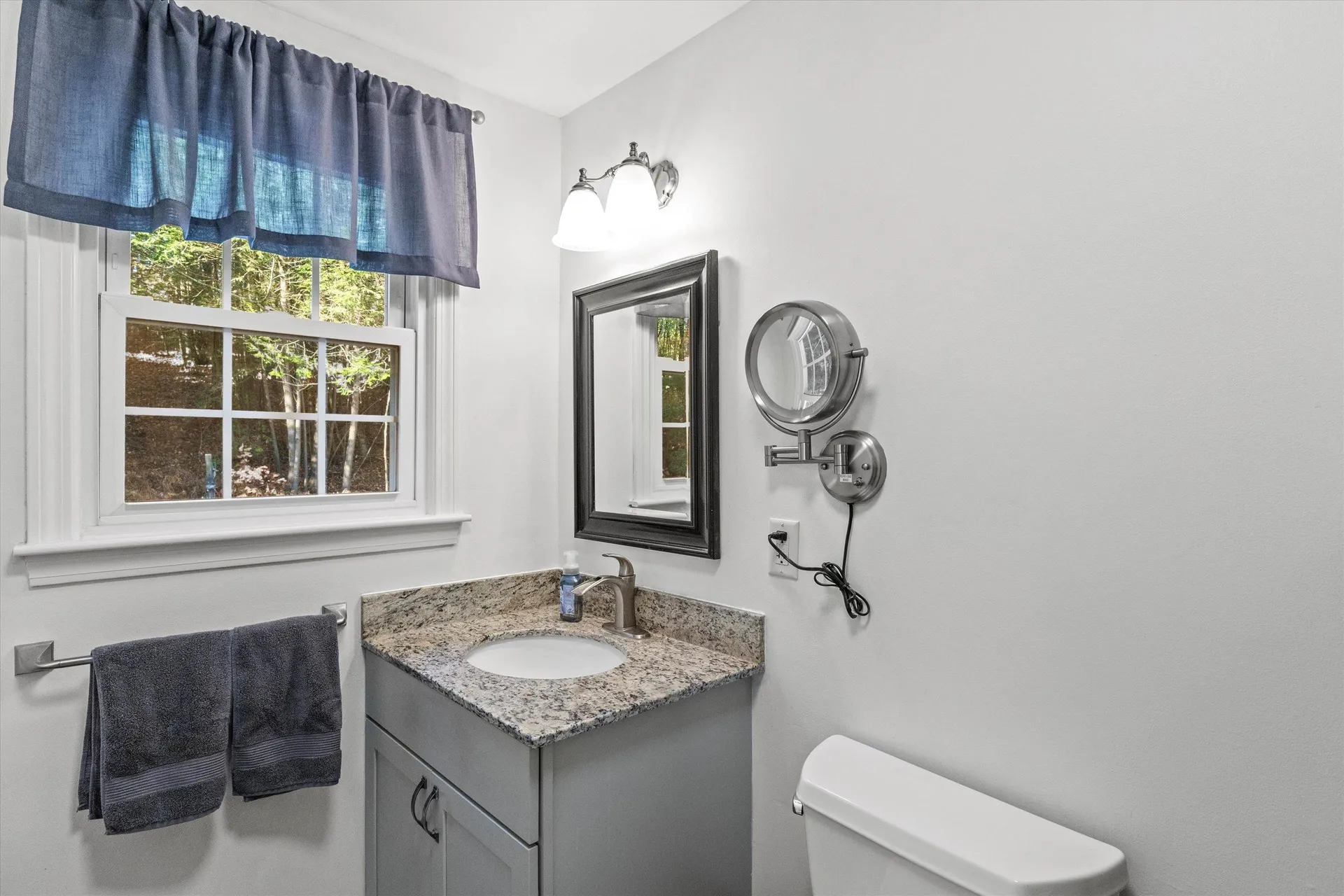 24 Deerwood Drive Amherst NH 03031