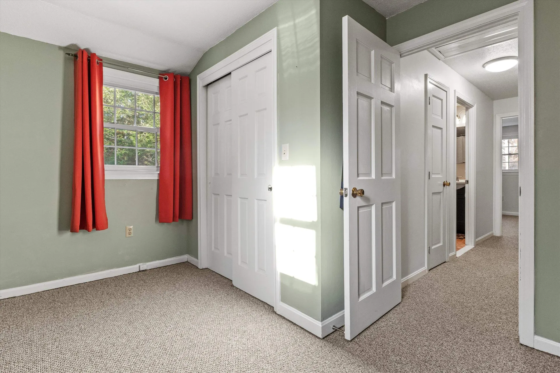 24 Deerwood Drive Amherst NH 03031