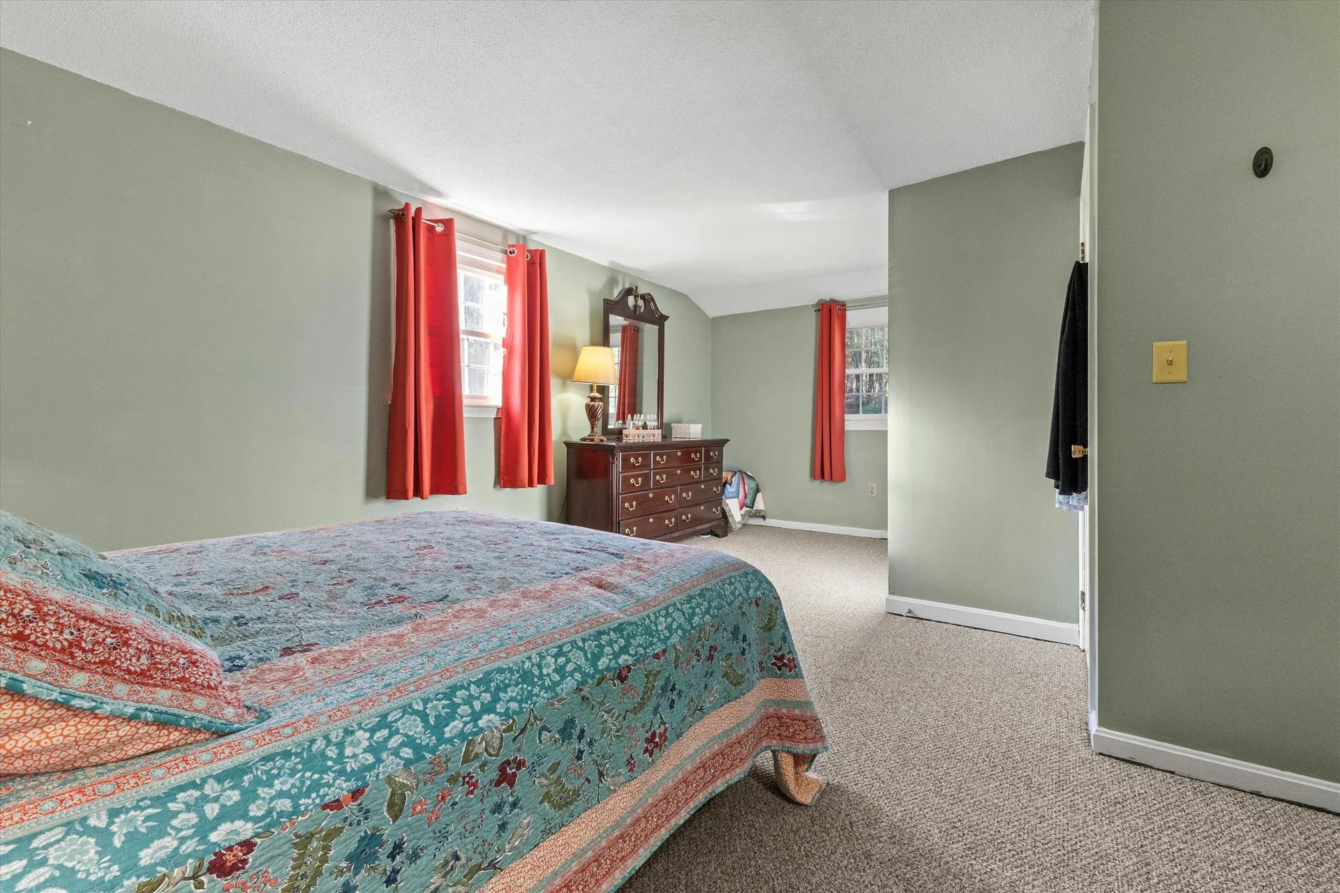 24 Deerwood Drive Amherst NH 03031