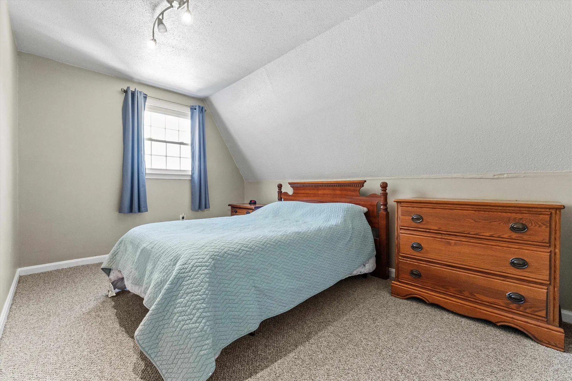 24 Deerwood Drive Amherst NH 03031